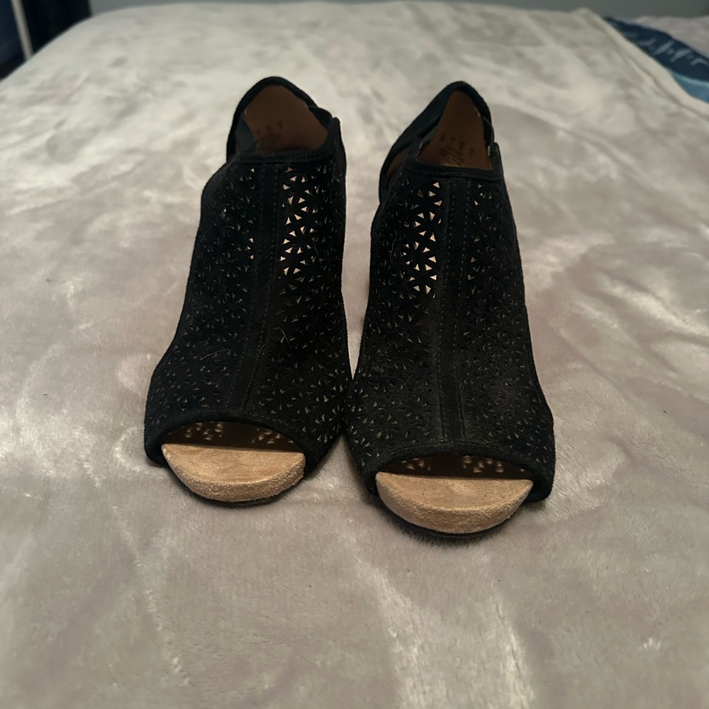 Life Stride Black Wedges - Picture 2 of 3